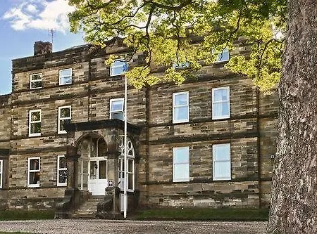 Larpool Hall Landsted *